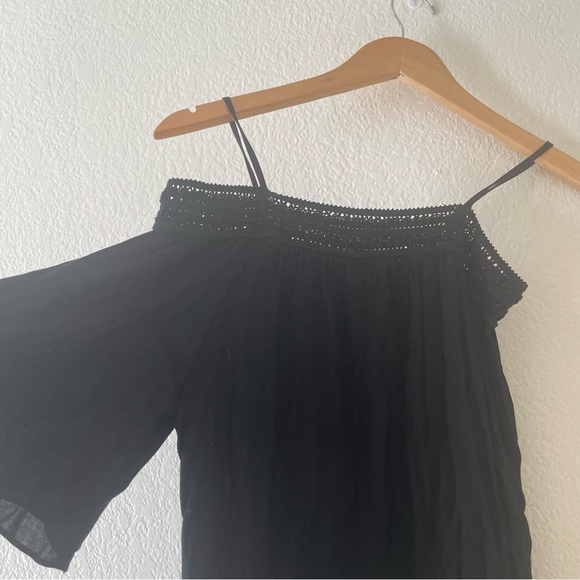 Forever 21 Black Cold Shoulder Blouse - Picture 3 of 5